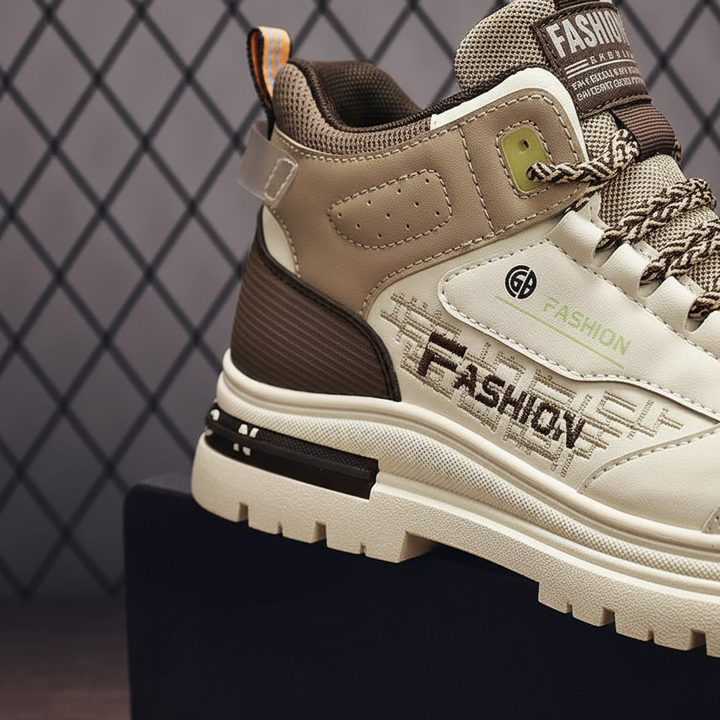 Lightweight men's Hayden everyday shoes, ideal for casual wear, showcasing a modern and comfortable design