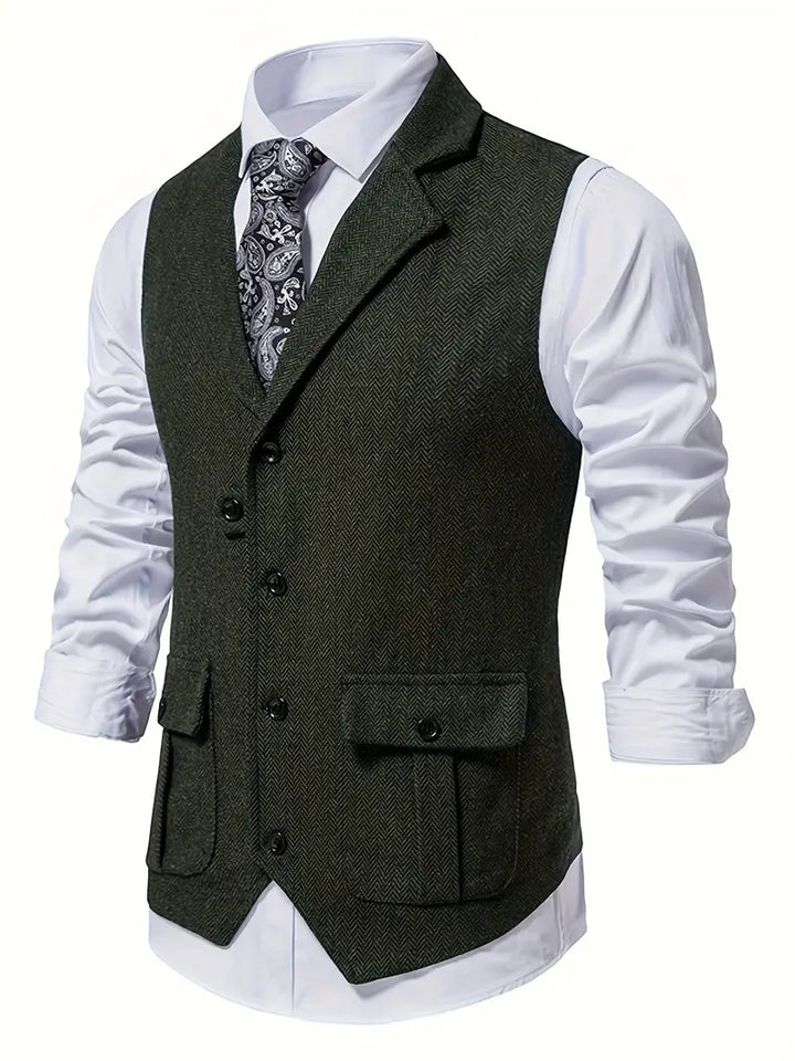 Elegant herringbone blazer for men, a must-have for autumn fashion and refined style.