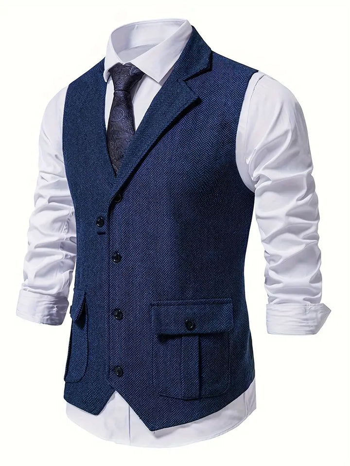 Versatile men's herringbone jacket, suitable for professional events and winter style.