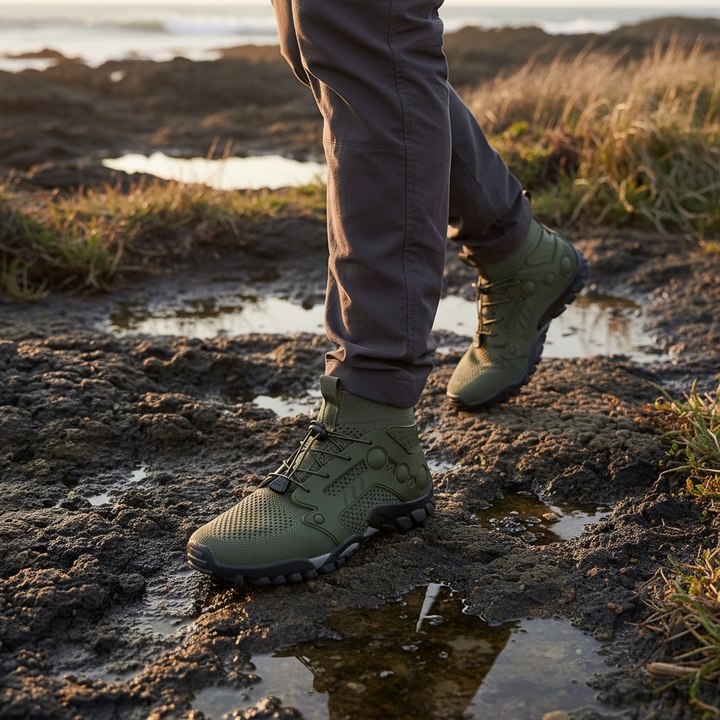 Men's high-shaft barefoot hiking shoes for secure, comfortable outdoor trail adventures.