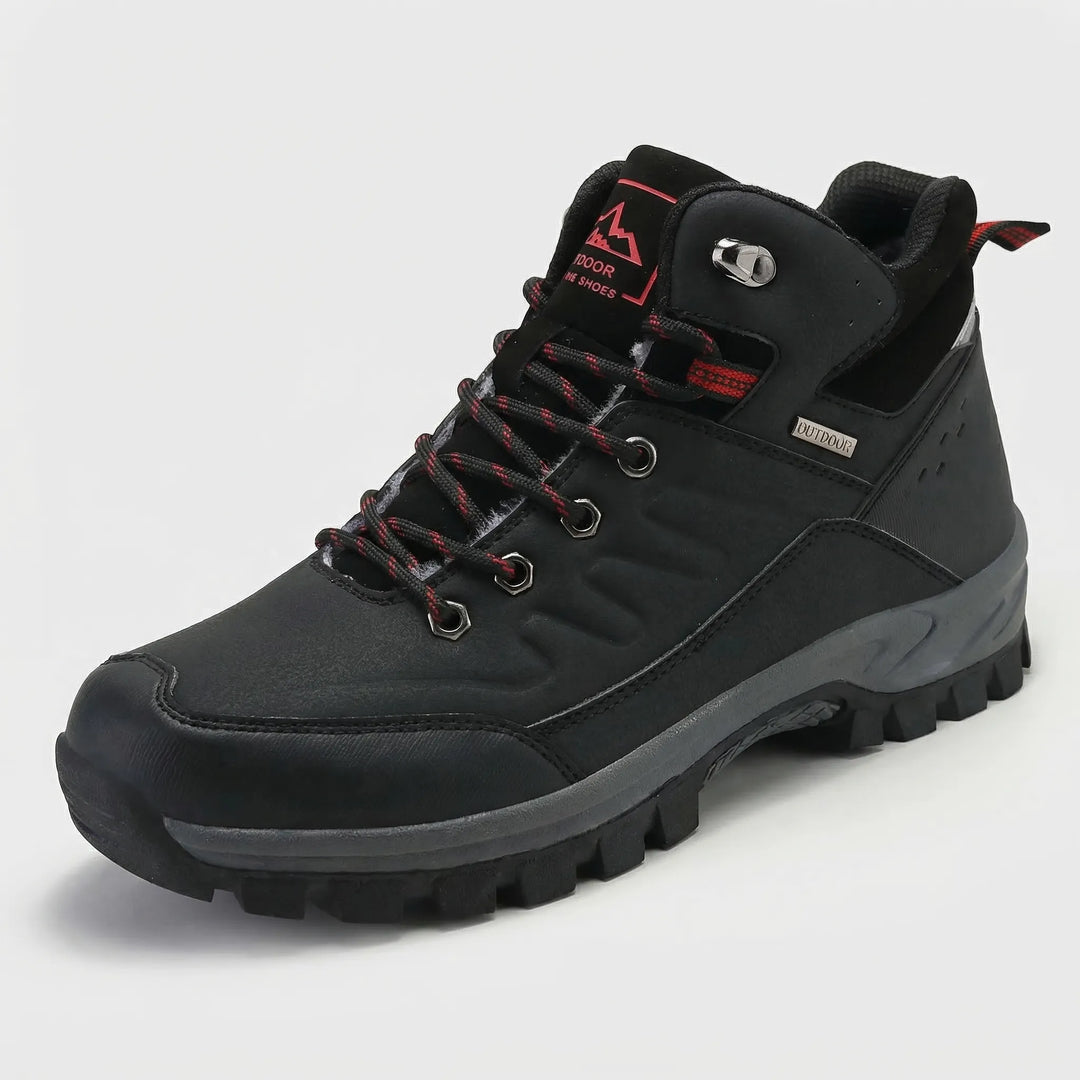 Sturdy men's high-top winter boots, built for trail walking. Features durable construction and warmth.