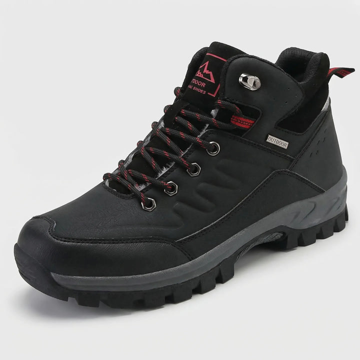 Men's warm high-top winter boots for hiking, featuring a durable lace-up design & ultimate cold weather protection.