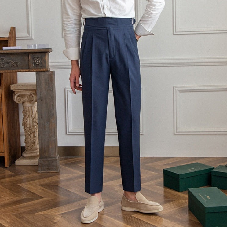 View of the back pocket detail on Men's high-waist structured Gurkha trousers.