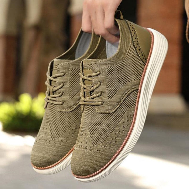 Front shot of Holt men's casual sneakers, ideal for walking, offering superb comfort & support.