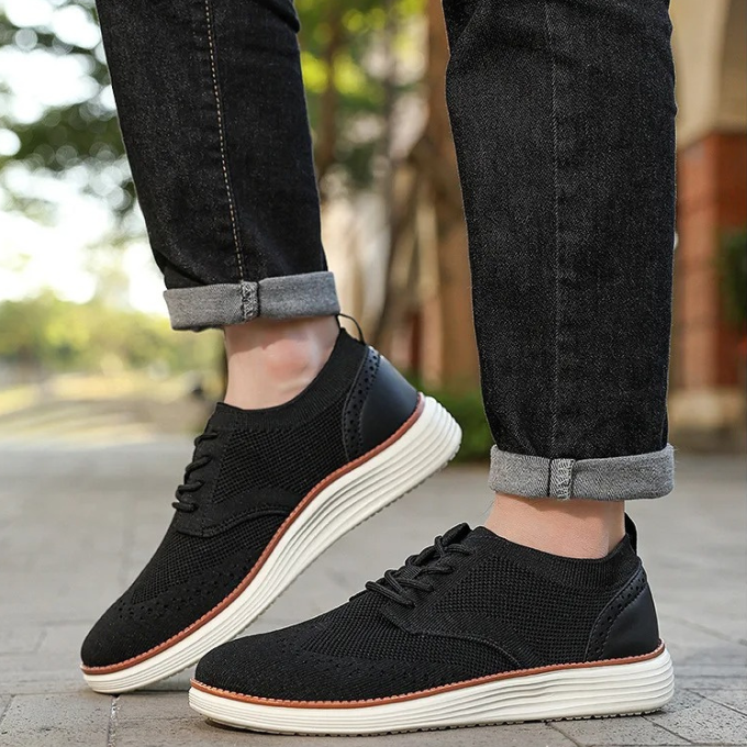 Stylish men's dress sneakers, versatile footwear for modern men's fashion.