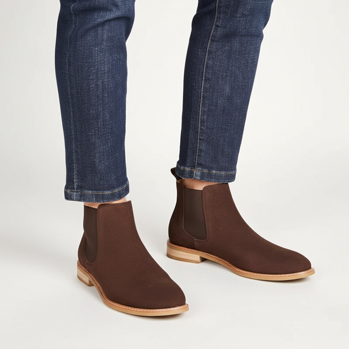 Close-up of men's Connor winter boots, insulated for warmth, with sturdy traction sole