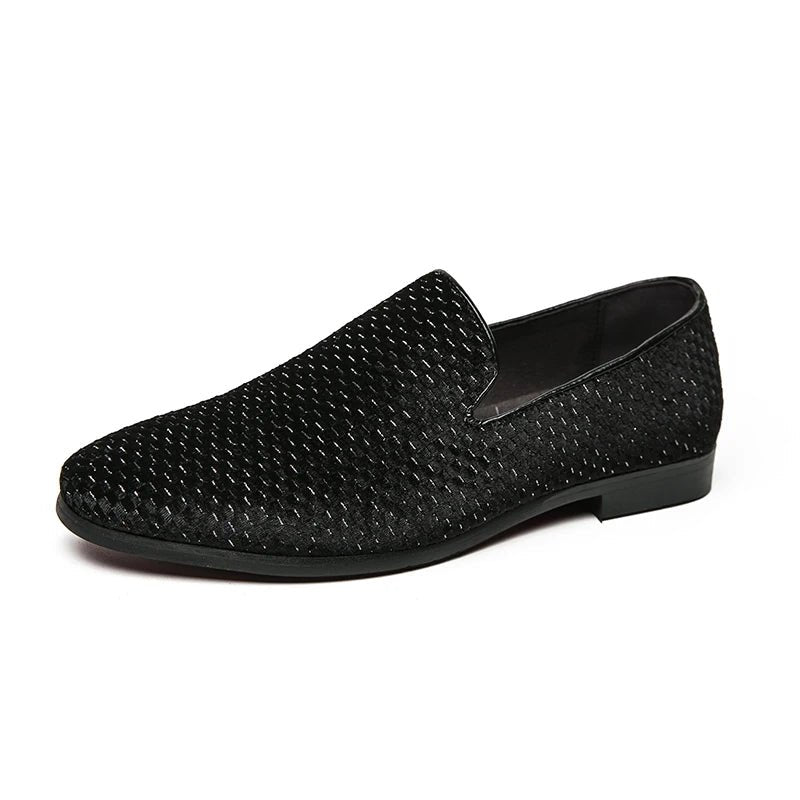 Stylish men's woven front slip-on loafers, classic Italian design for a sophisticated look in any setting.