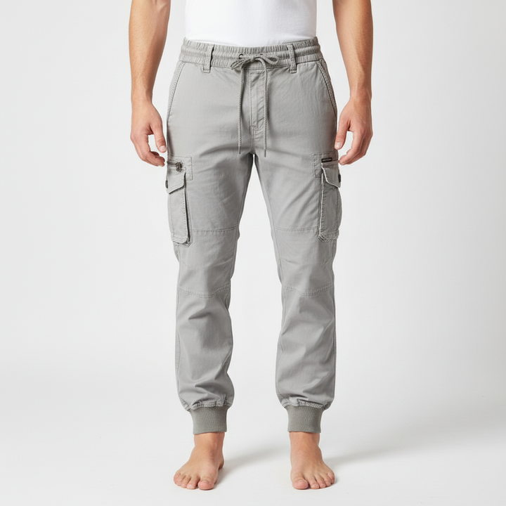 Men's jogging cargo pants, combining comfort with a stylish multi-pocket look