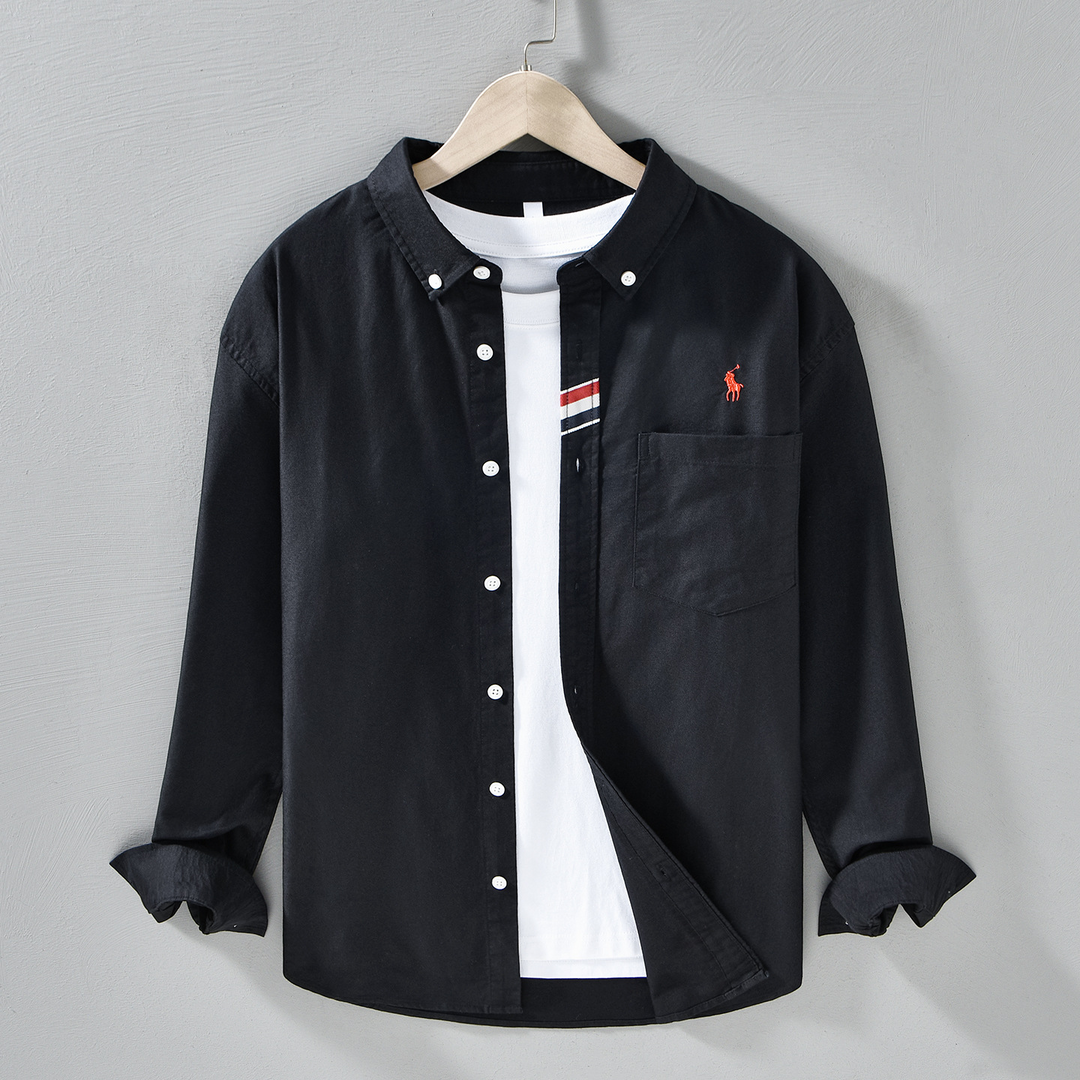 Julian Men's Classic Button-Front Shirt. Long-sleeve tailored fit, ideal for various casual & smart looks.