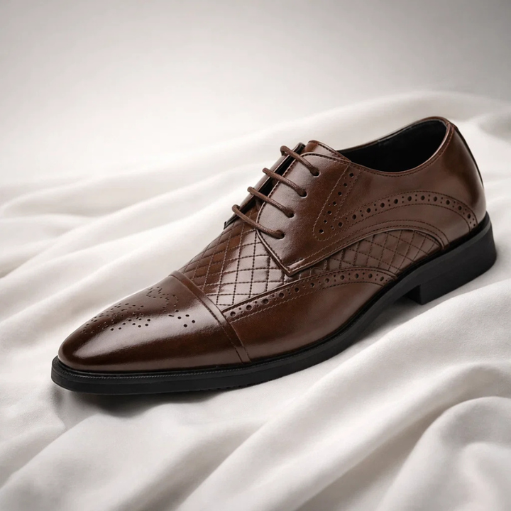 Elegant men's lace-up brogue dress shoes, designed for comfort and sophisticated fashion for any event.