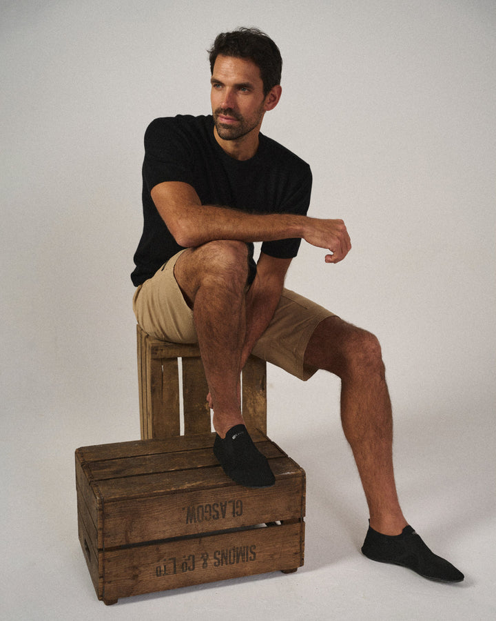 Stylish laceless knit slip-on shoes for men. Lightweight khaki design, perfect casual comfort.
