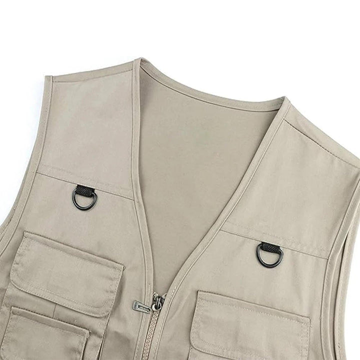 Black men's multi-pocket sleeveless jacket, a versatile bodywarmer for camping and travel.