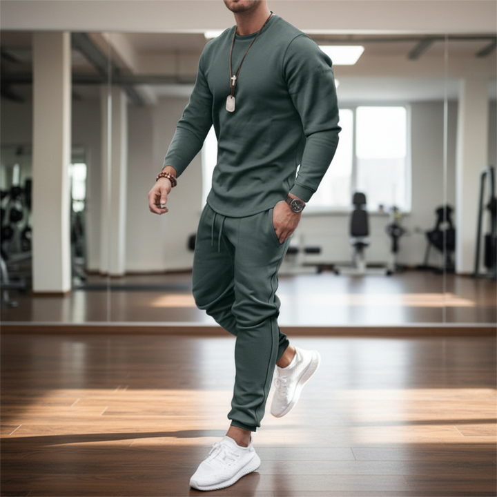 Stylish men's Kirk tracksuit, perfect activewear for workouts, training, and fitness apparel.