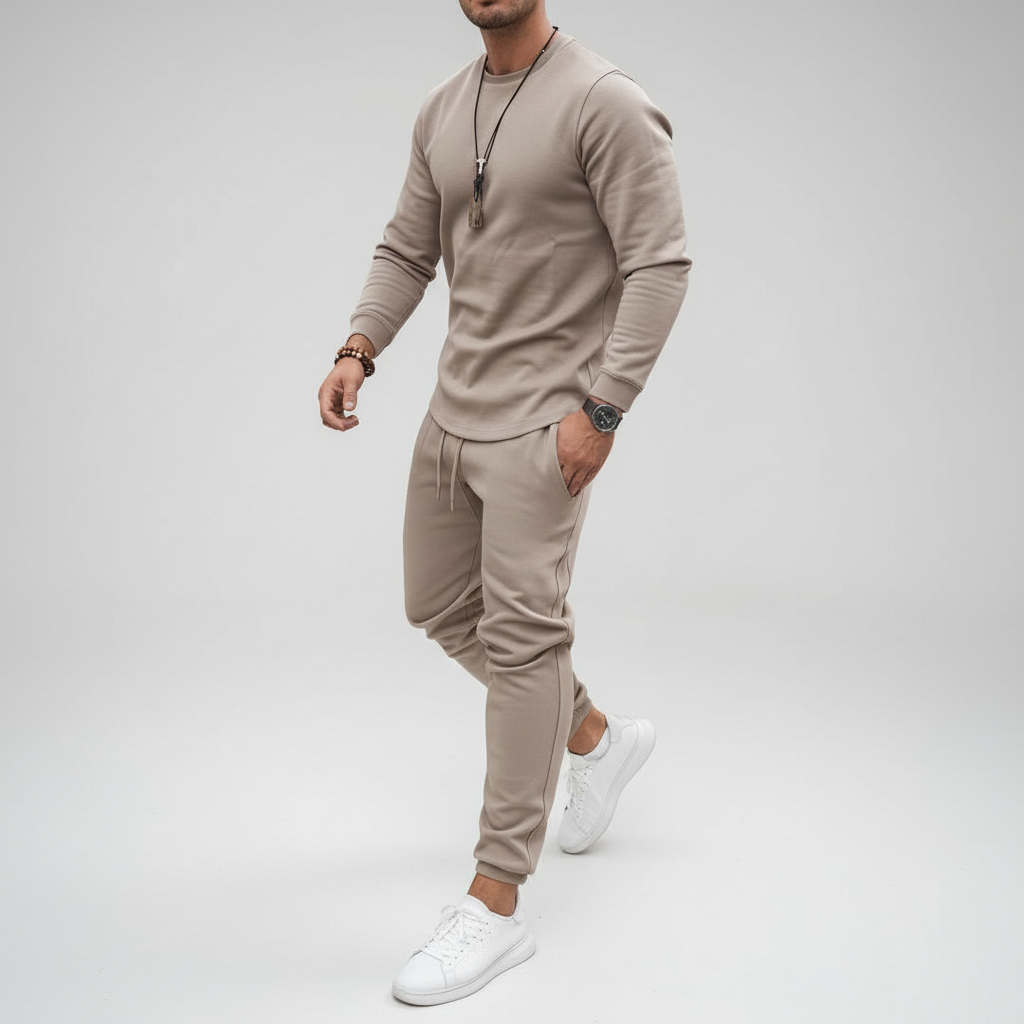 Men's Kirk athletic tracksuit set designed for training, fitness, and modern sportswear.