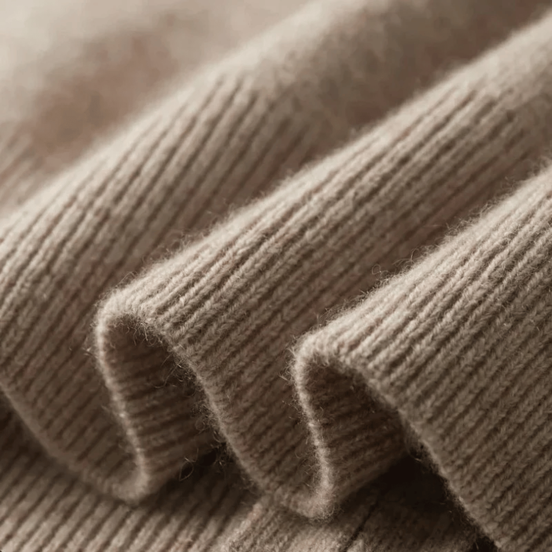 Effortless style cardigan: Man modeling a collared men's knit cardigan, showing its versatile fit for smart casual outfits.
