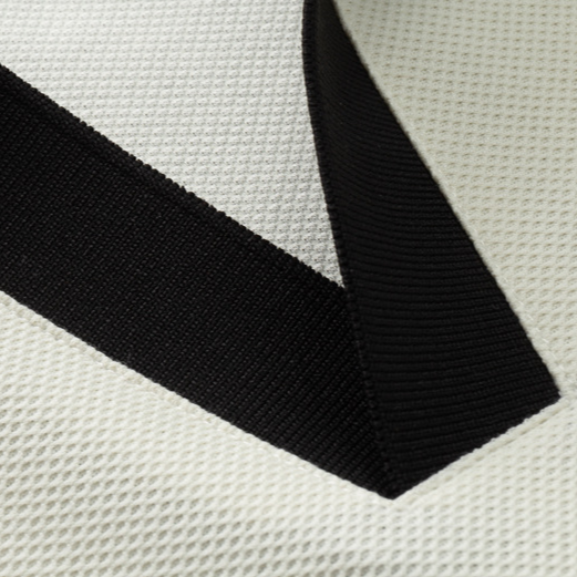 Everyday wear men's polo, comfortable stretch knit fabric, contrast collar. Perfect for a refined casual or business casual style.