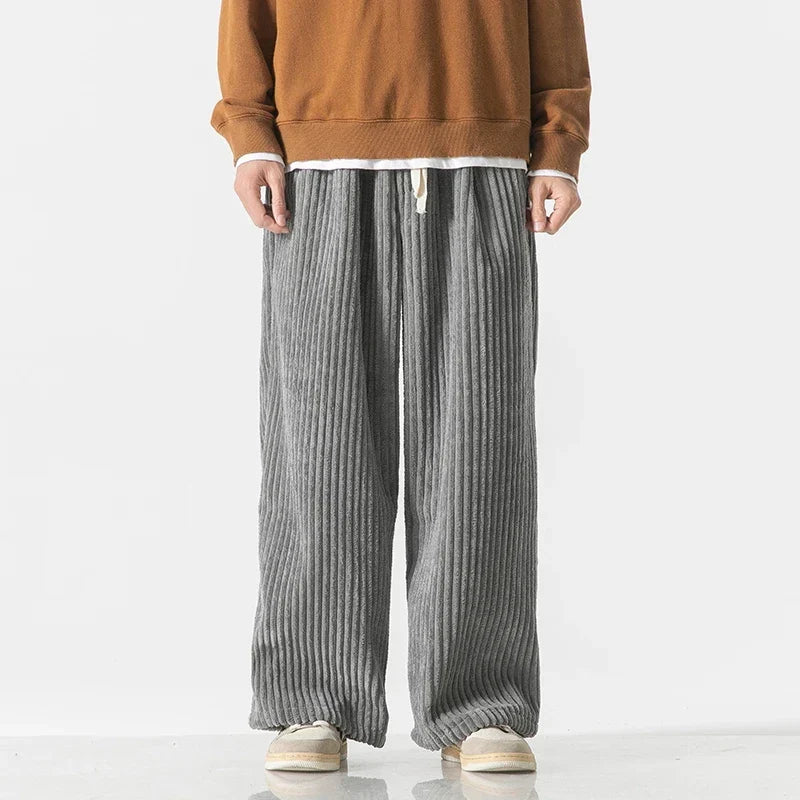 Men's Kyoto minimalist pants featuring a relaxed straight leg fit. Perfect for comfort and versatile everyday fashion.