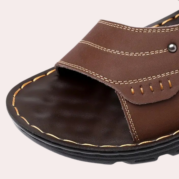 Stylish men's Leon leather casual sandals featuring adjustable straps for a secure, comfortable fit.