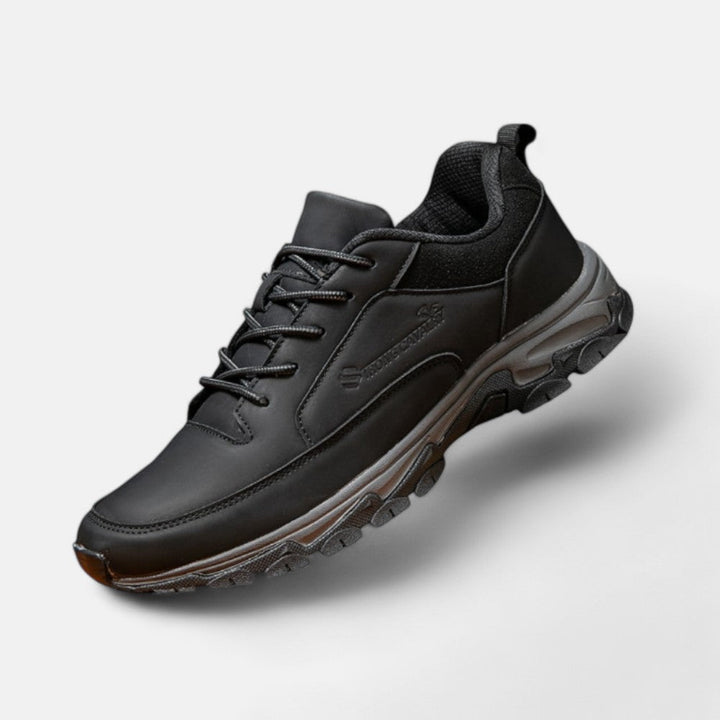 Comfortable men's everyday lace-up shoes, perfect for casual and semi-formal looks.