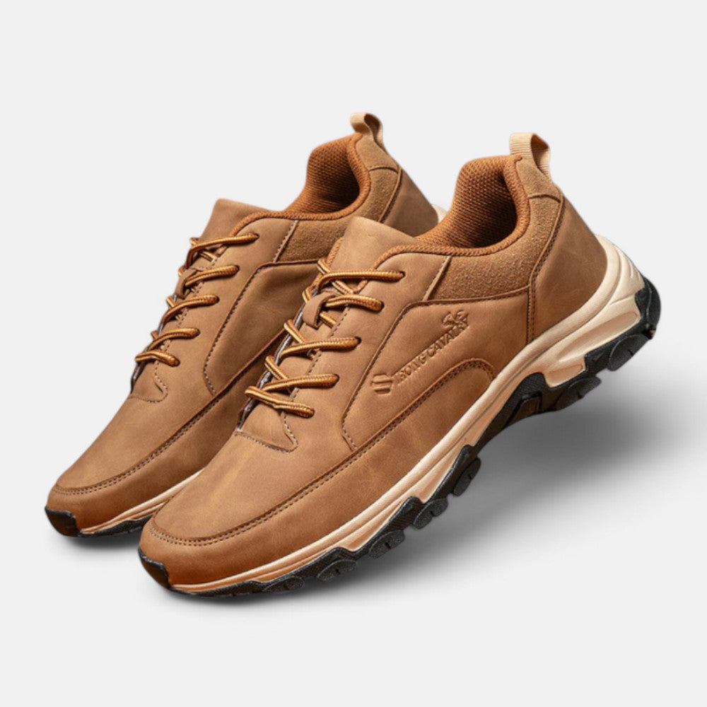 Men's brown leather sporty lace-up shoes (Liam model) for versatile everyday comfort and style.