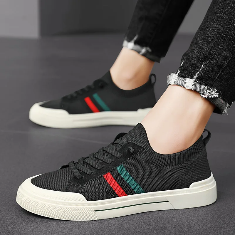 Men's lightweight cushioned athletic sneakers, ideal for comfortable walking, running errands, or casual use.