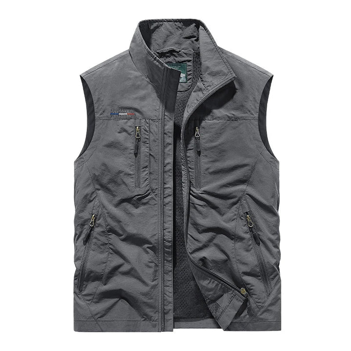Durable men's hiking & fishing vest, quick-dry, sleeveless, perfect for outdoor travel adventures.