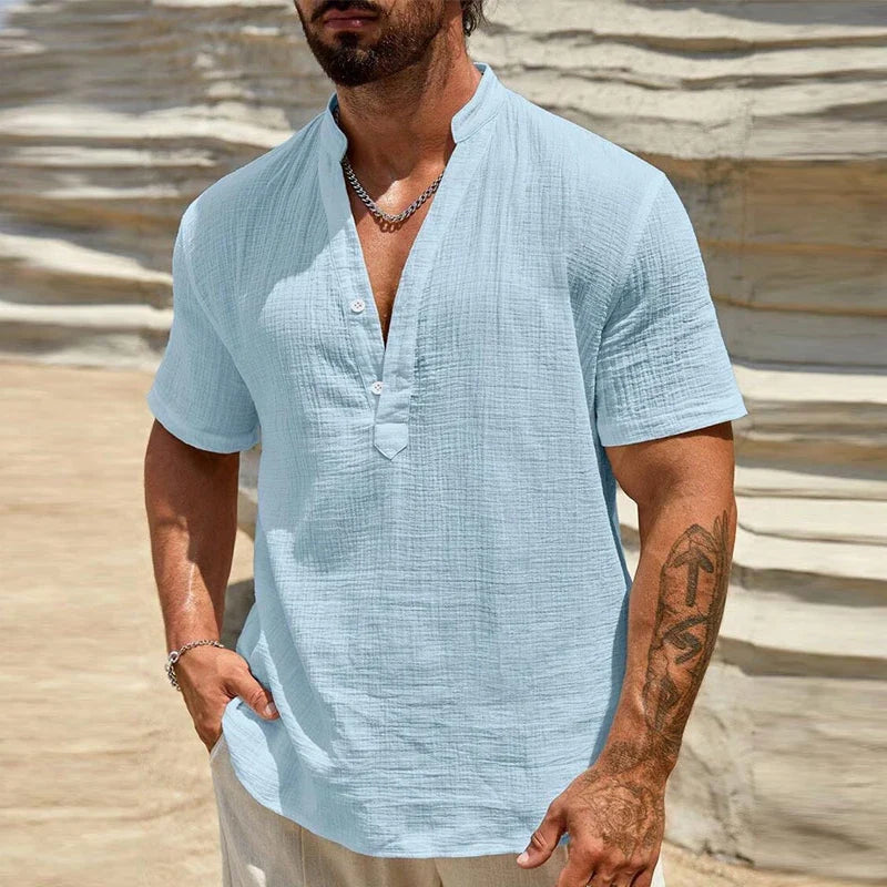 Relaxed fit men's summer polo shirt, comfortable and breathable for everyday warm weather style. Short sleeve.
