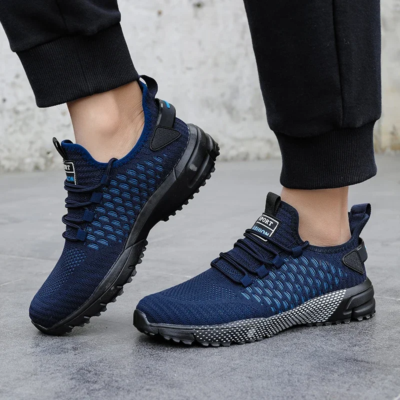 Men's performance sneakers, lightweight and breathable, ideal for gym & daily wear.