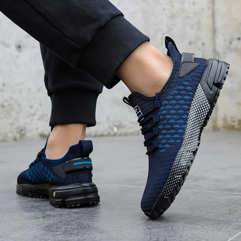 All-surface men's sport shoes, breathable and lightweight for maximum athletic comfort.