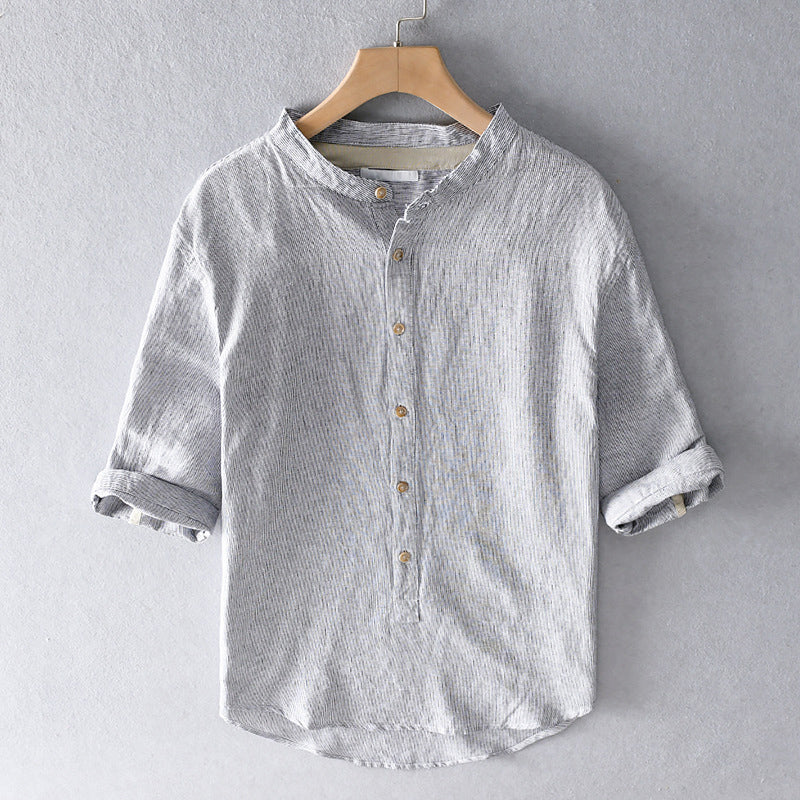 Casual men's button-down shirt, a comfortable and versatile top for various occasions.