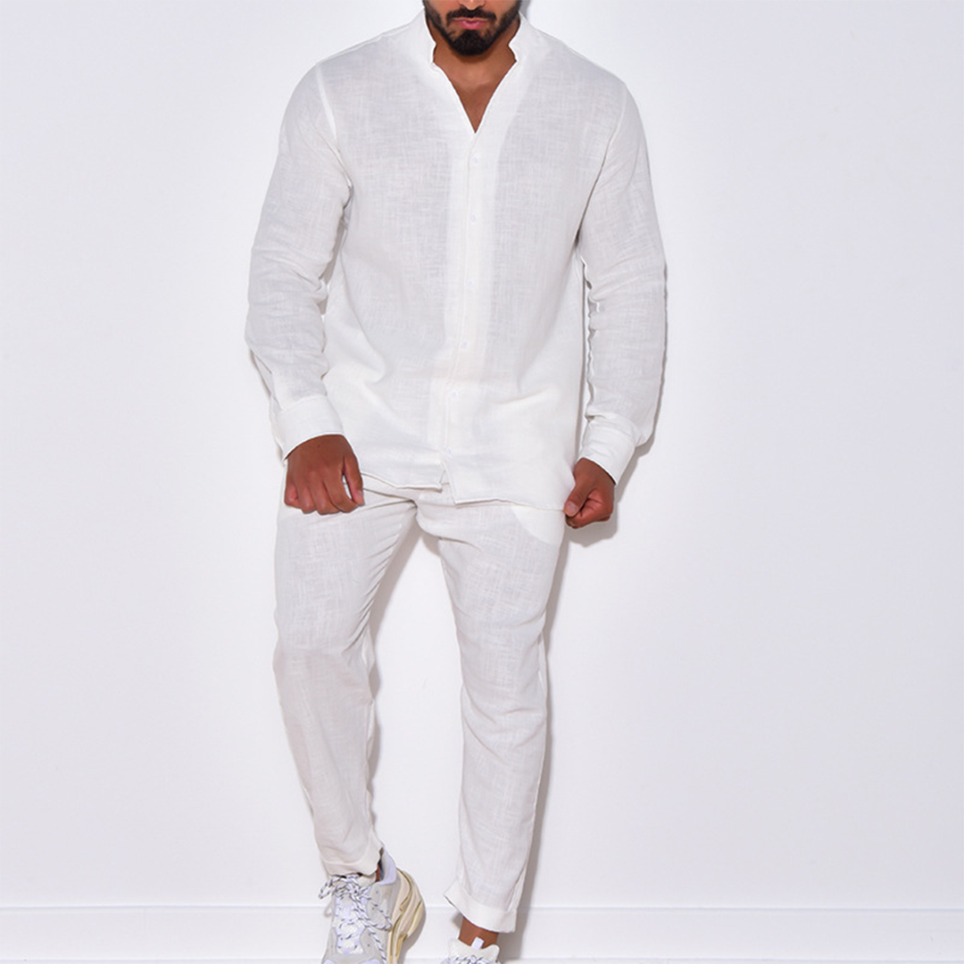 Men's lightweight casual shirt & shorts matching set, perfect for summer comfort and style. Two-piece outfit.