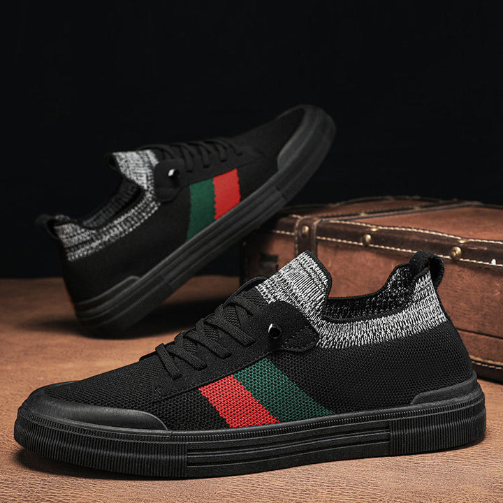 Comfortable men's lace-up shoes, providing lightweight support for daily street style.
