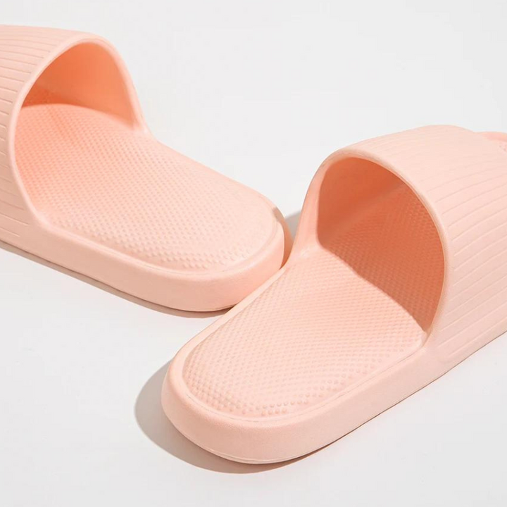 Comfortable men's summer sandals, EVA material, non-slip sole, perfect for poolside