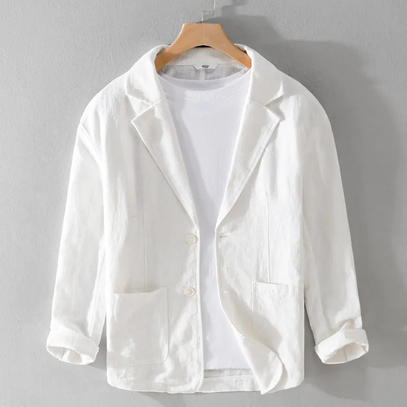Lightweight men's spring jacket for everyday wear, offering comfort and style for transitional weather.