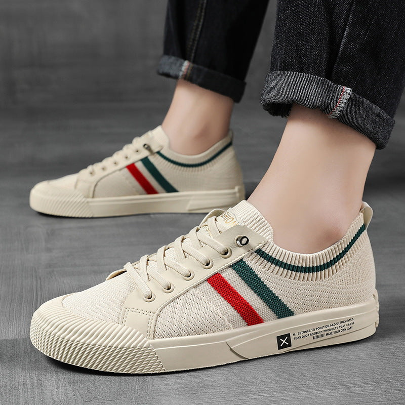 Versatile men's low-top sneakers. Lightweight lace-up design ensures breathability & all-day comfort.