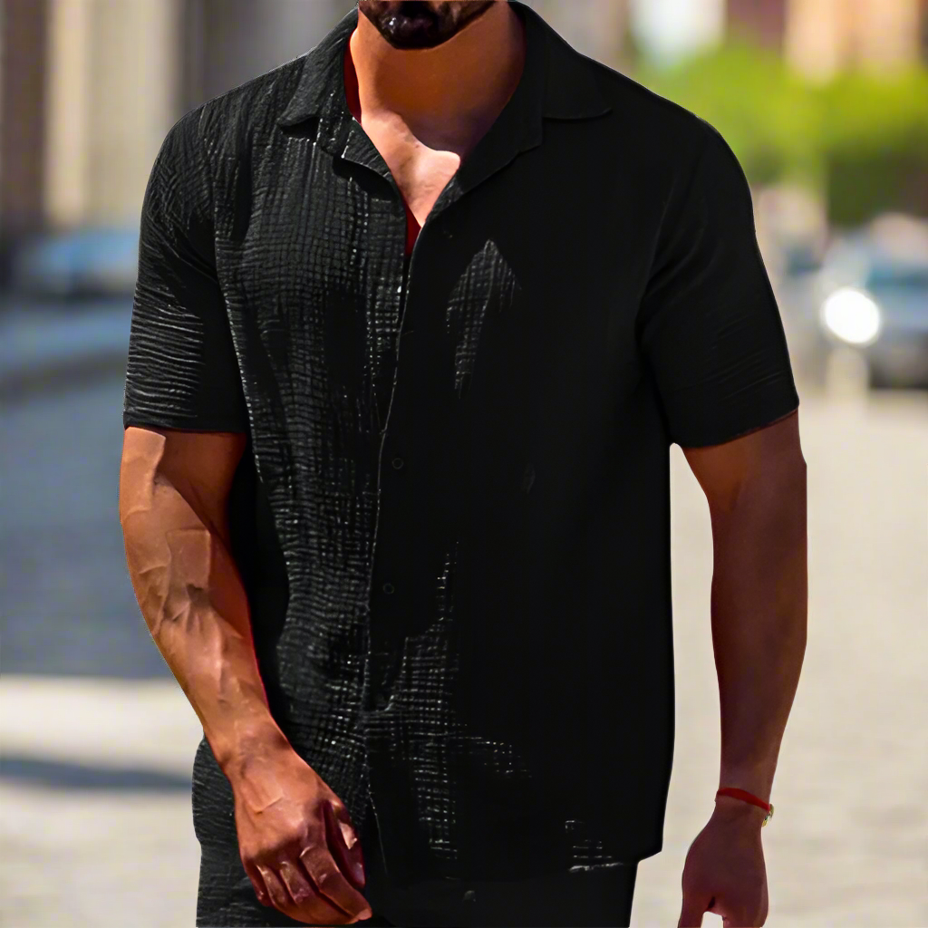 Lorenzo men's linen shirt, a lightweight and comfortable top for everyday wear