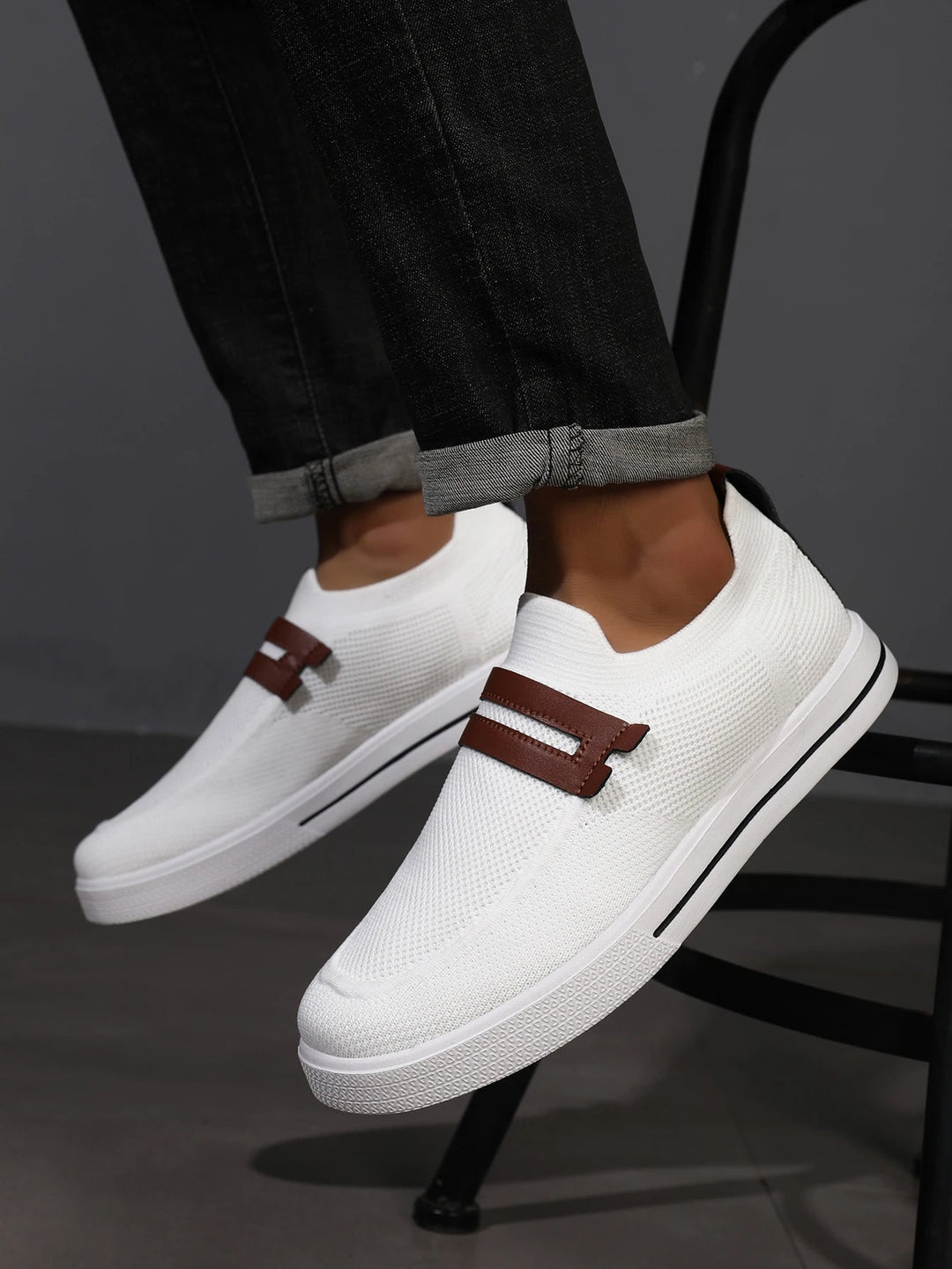 Men's lightweight mesh loafers, breathable slip-on comfort shoes for casual everyday wear.