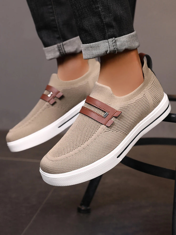 Versatile men's lightweight loafers, breathable mesh slip-on shoes for casual comfort & everyday fashion.