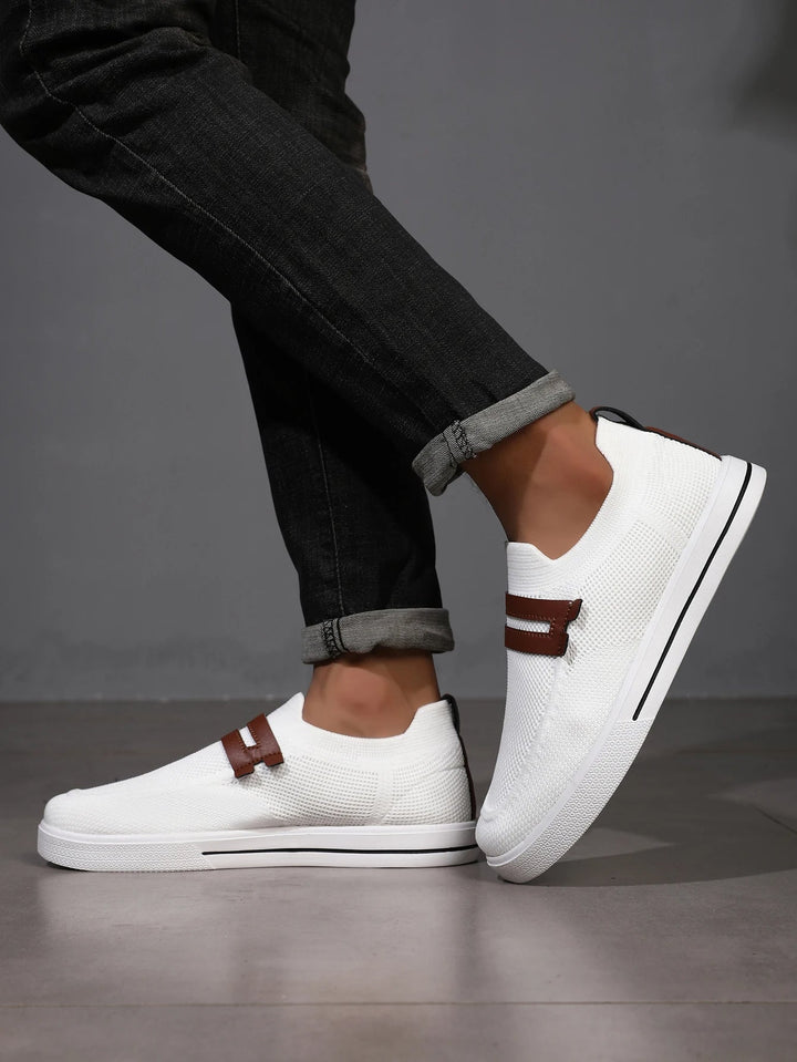 Breathable mesh slip-on loafers for men, lightweight design perfect for summer comfort & casual style.