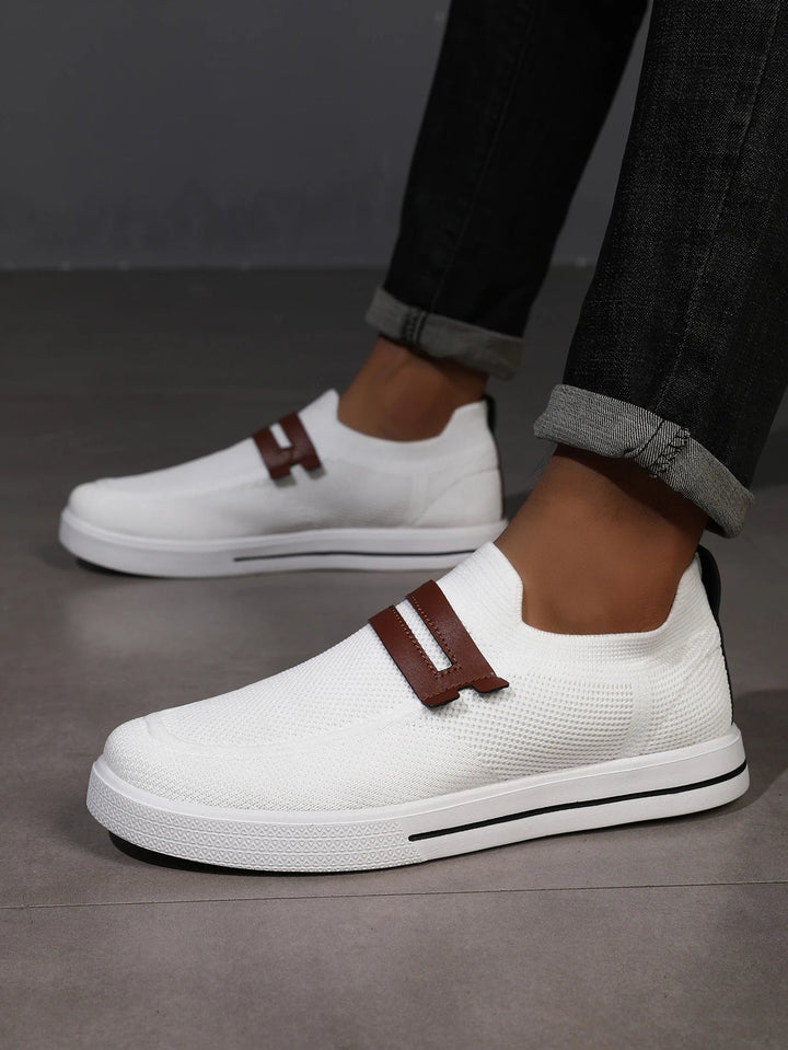 Stylish men's fashion loafers, lightweight breathable mesh slip-on shoes for summer and casual outfits.