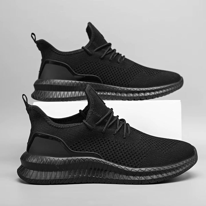 Durable men's lightweight sneakers, mesh construction for breathable daily wear.