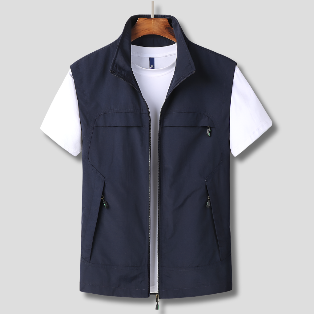 Men's lightweight outdoor zip vest, ideal for hiking & travel. Sleeveless activewear for comfortable layering.