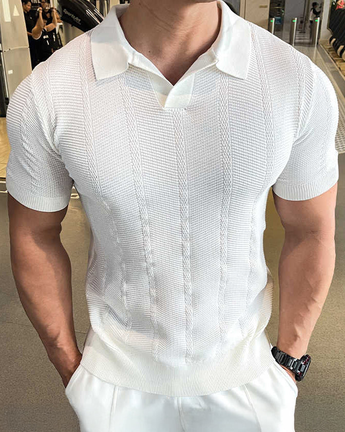 Breathable men's activewear polo shirt, short sleeve, perfect for sports or casual outings.