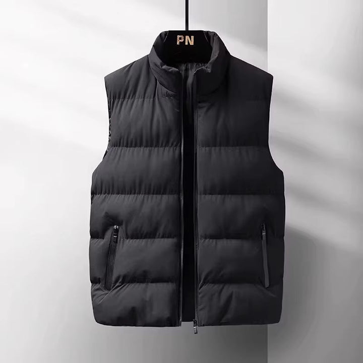 Versatile men's lightweight sleeveless puffer jacket, perfect for outdoor layering, activewear & smart casual outfits.
