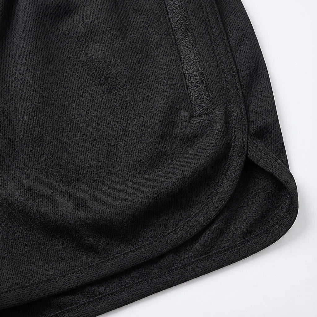 Lightweight men's polyester training shorts, fast-drying and breathable for activewear