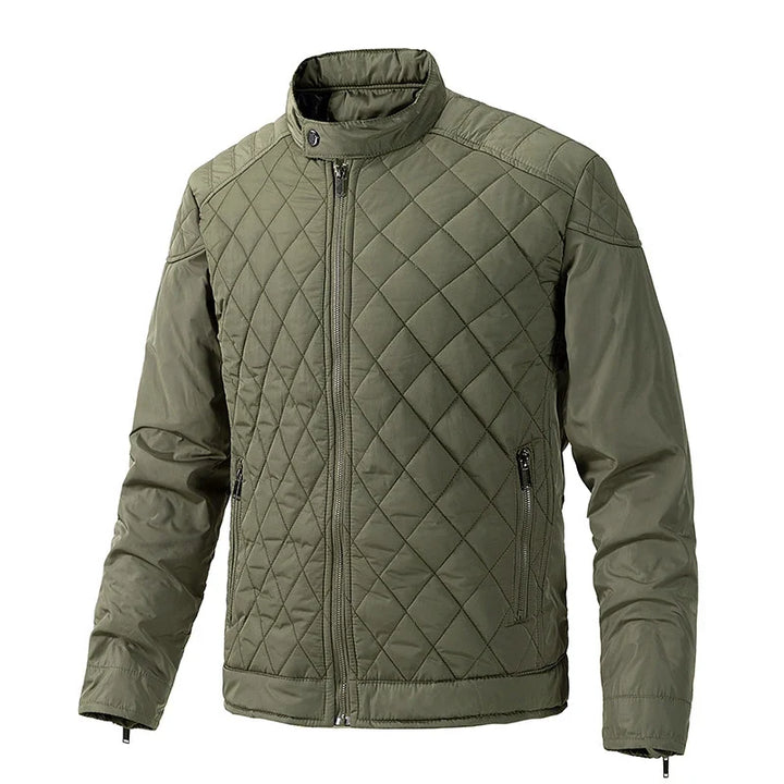 Casual men's fall jacket, lightweight quilted design, snap collar. Stylish outerwear for cool weather.
