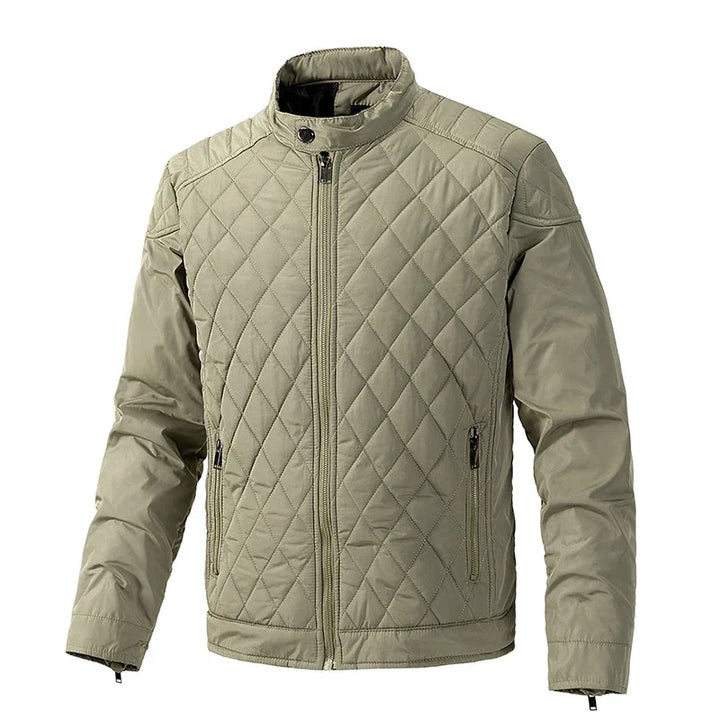 Comfortable men's lightweight quilted jacket with snap collar. Practical outerwear for daily wear.