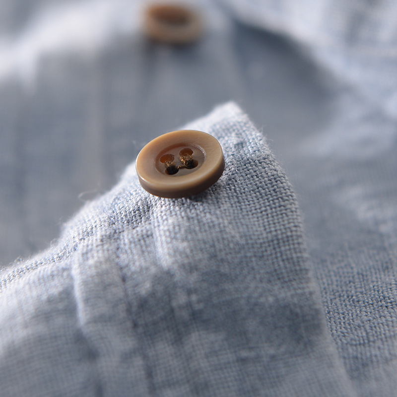 Comfortable men's lightweight short-sleeve summer shirt. Relaxed fit, button-front top for casual warm-weather wear.