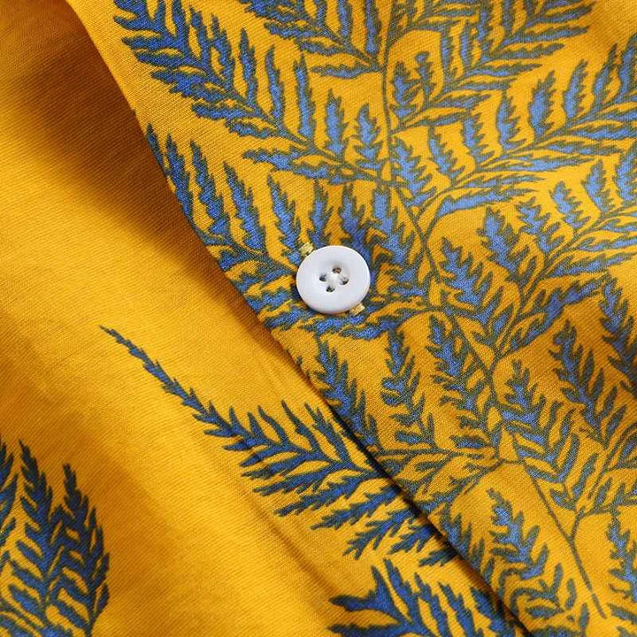 Casual men's modern fit short-sleeve button-down shirt, lightweight for summer style & warm weather.