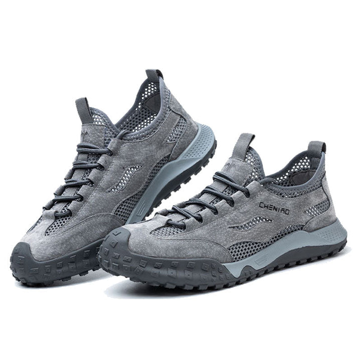 Protective men's lightweight steel toe safety shoes, black, durable & comfortable for all-day work.